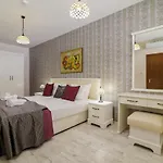 Апартаменты Cabacum Plaza Beach - High-speed Wifi Золотые Пески