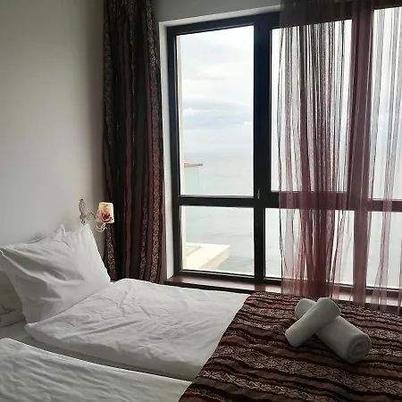 Cabacum Plaza Beach - High-speed Wifi Apartment