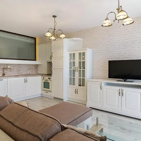 Cabacum Plaza Beach - High-speed Wifi * Golden Sands