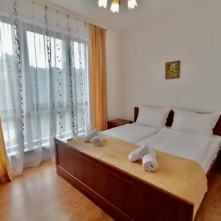 Cabacum Plaza Beach - High-speed Wifi Apartment Golden Sands