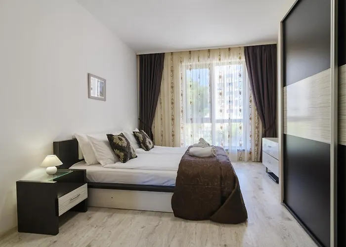 Cabacum Plaza Beach - High-speed Wifi * غولدن ساندز