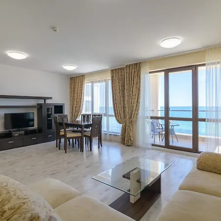 Cabacum Plaza Beach - High-speed Wifi *