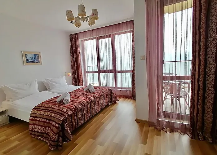 Cabacum Plaza Beach - High-speed Wifi Apartment *