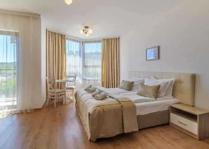 Cabacum Plaza Beach - High-speed Wifi * Golden Sands