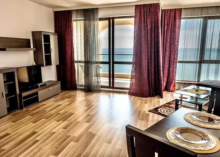 Cabacum Plaza Beach - High-speed Wifi Golden Sands